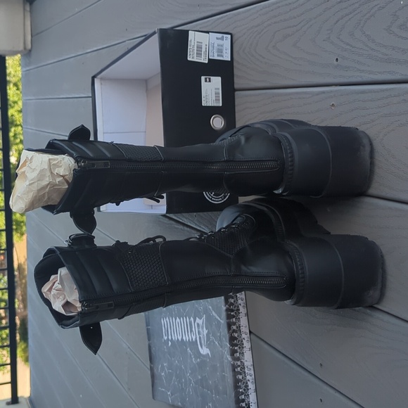Demonia High Rise Shaker Boots Size 10 - Picture 5 of 7